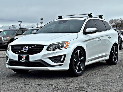 2016 Volvo XC60 T6 Drive-E R-Design Platinum