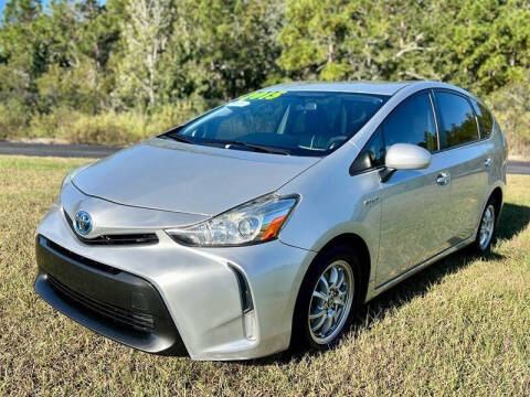 2015 Toyota Prius v Three