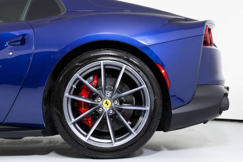 2021 Ferrari 812 GTS