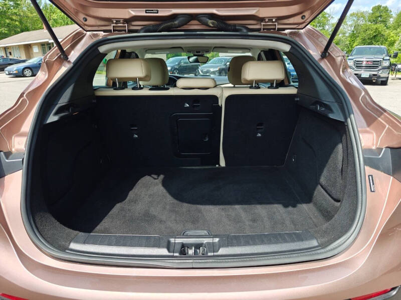 2018 Infiniti QX30 Luxury