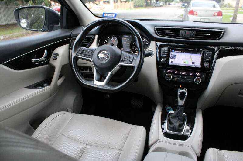 2018 Nissan Rogue Sport SL