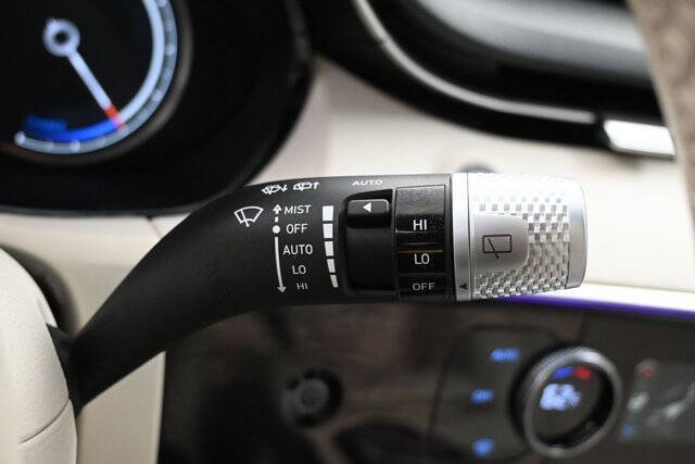 2024 Genesis Electrified GV70