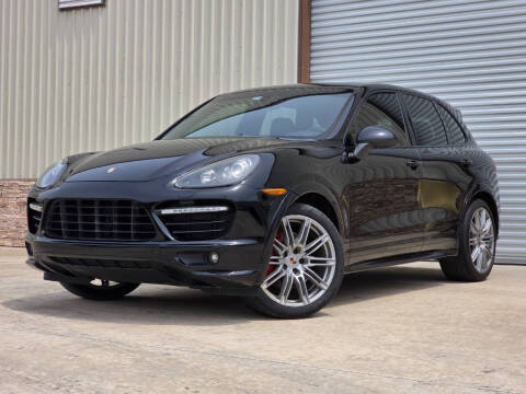 2014 Porsche Cayenne GTS