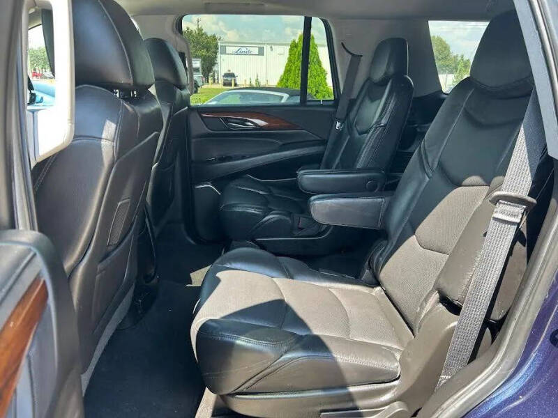 2019 Cadillac Escalade Luxury