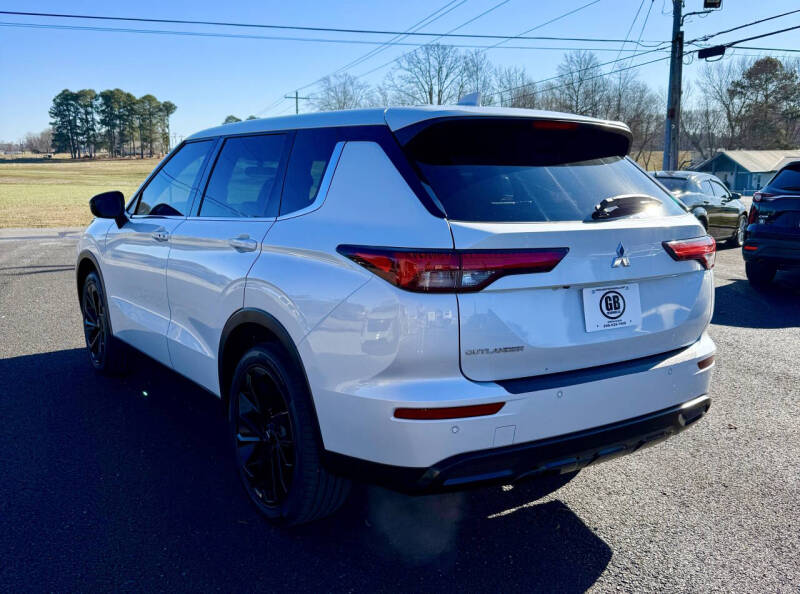 2022 Mitsubishi Outlander Black Edition
