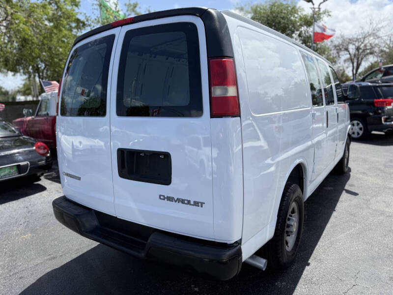 2005 Chevrolet Express 2500
