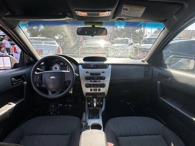 2011 Ford Focus SE
