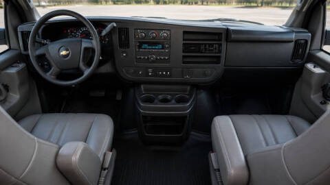 2022 Chevrolet Express LS 2500