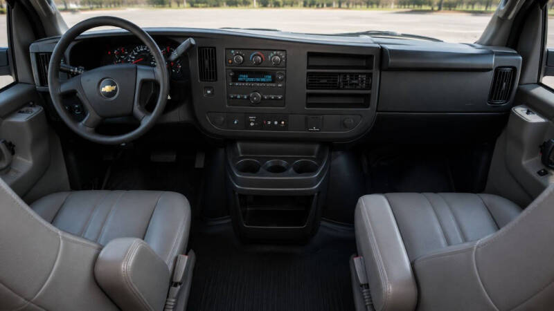 2022 Chevrolet Express LS 2500