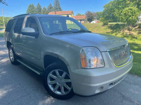 2007 GMC Yukon for sale at Trocci's Auto Sales in West Pittsburg PA