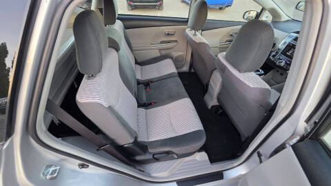 2017 Toyota Prius v Two