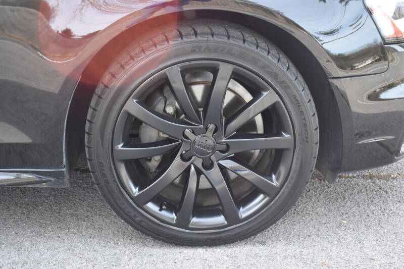 2014 Audi A4 2.0T quattro Premium