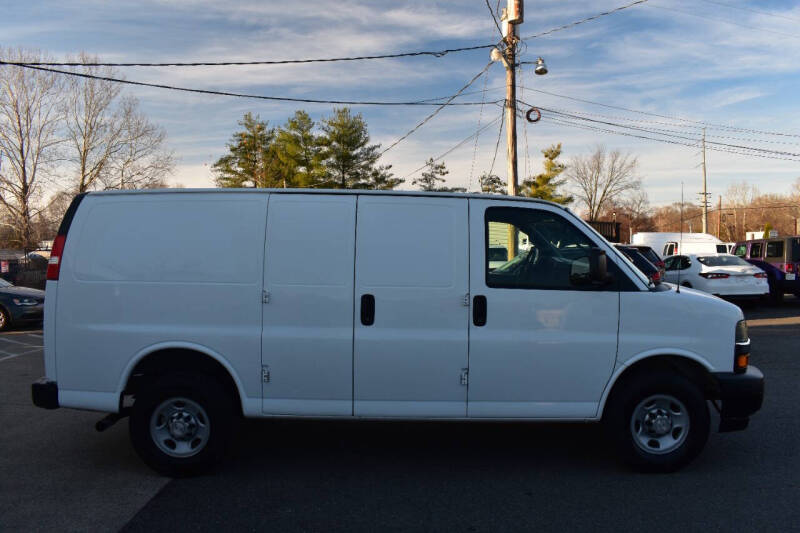 2018 Chevrolet Express 2500