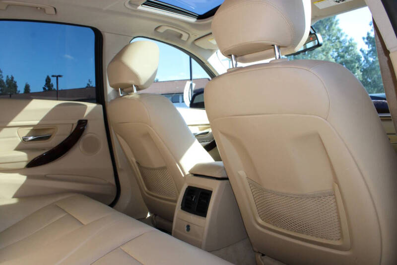 2014 BMW 3 Series 328i