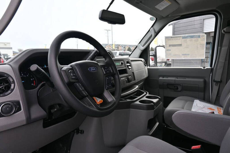 2025 Ford E-Series