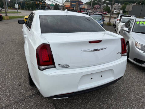 2015 Chrysler 300 S