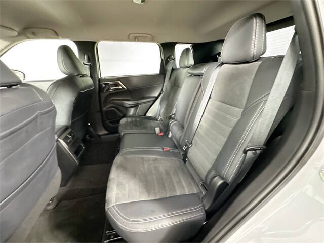 2024 Mitsubishi Outlander SE Black Edition