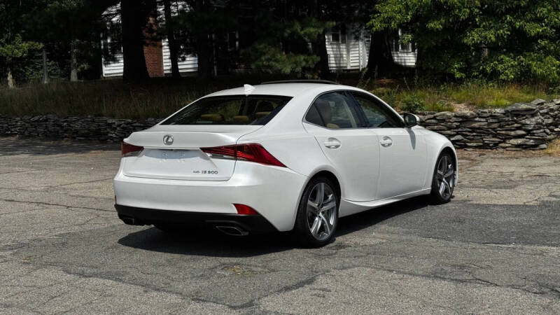 2018 Lexus IS 300