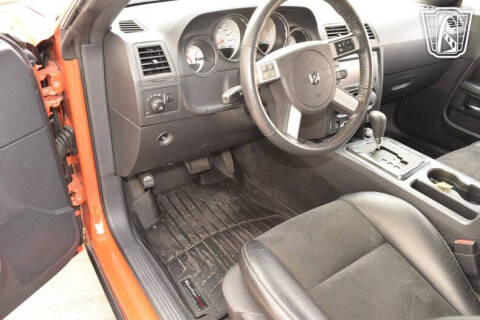 2008 Dodge Challenger SRT8