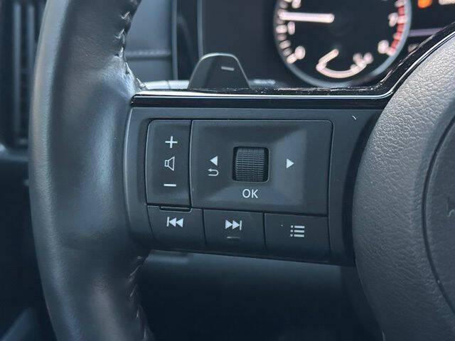 2024 Nissan Pathfinder SL