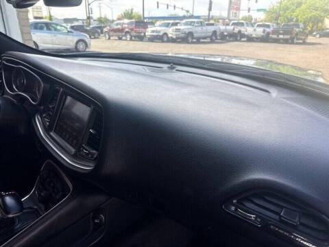 2015 Dodge Challenger SXT Plus