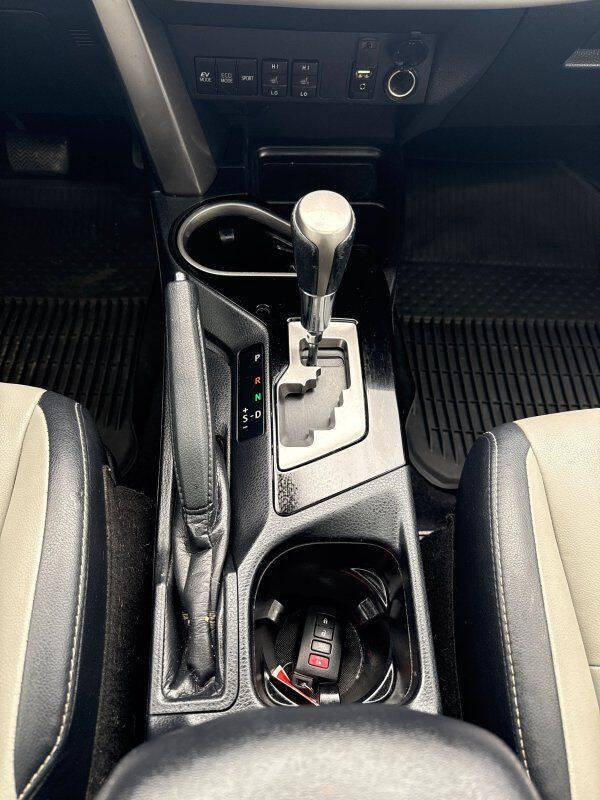 2017 Toyota RAV4 Hybrid Limited