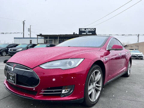 2013 Tesla Model S for sale at Velascos Used Car Sales in Hermiston OR