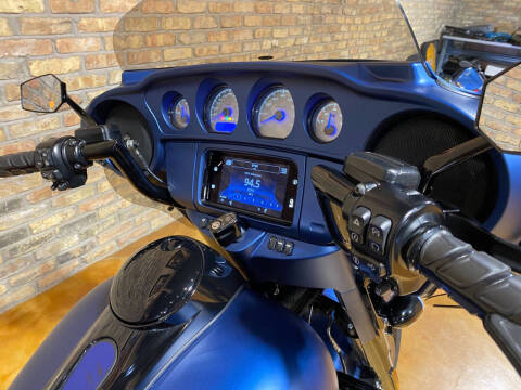 2018 Harley-Davidson Street Glide Special