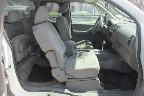 2010 Nissan Frontier LE