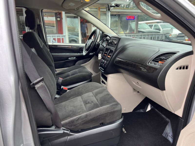 2016 Dodge Grand Caravan SE