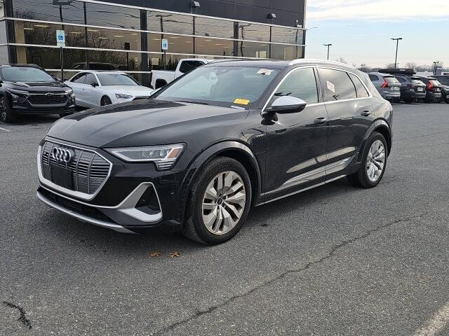 2023 Audi e-tron S quattro Premium Plus