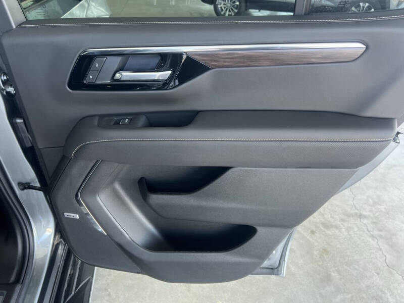 2025 Chevrolet Tahoe Premier