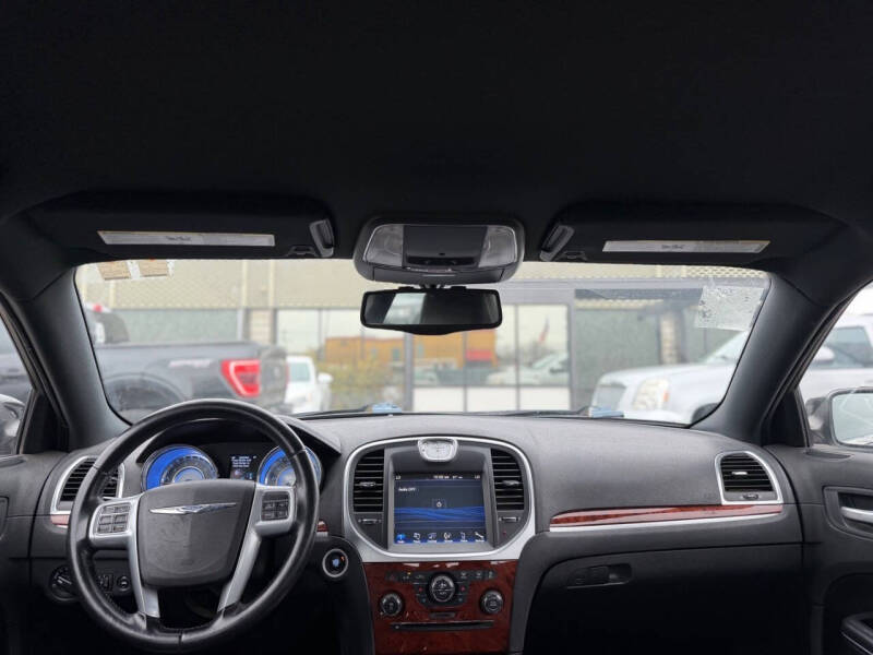 2013 Chrysler 300