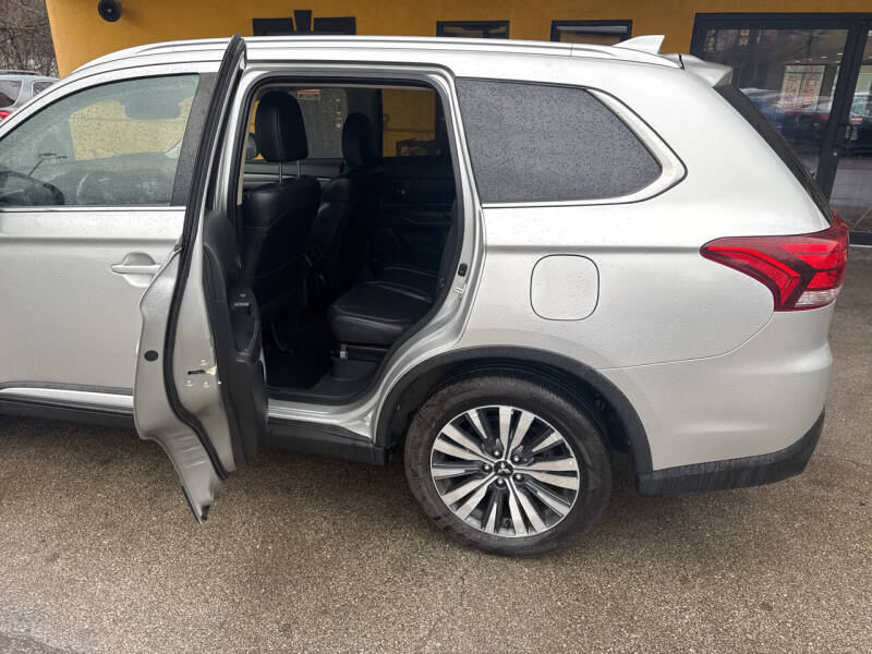 2020 Mitsubishi Outlander SEL