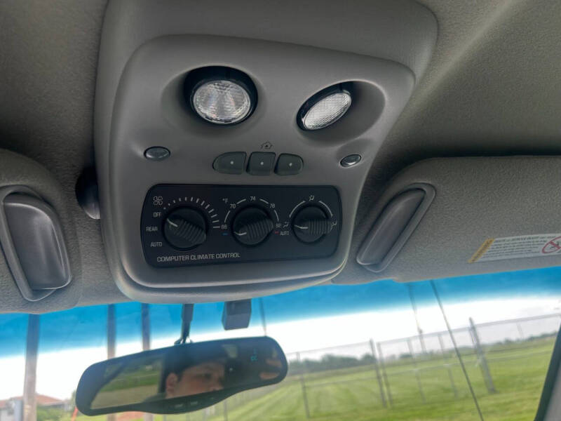 2001 Chevrolet Suburban 1500 LT
