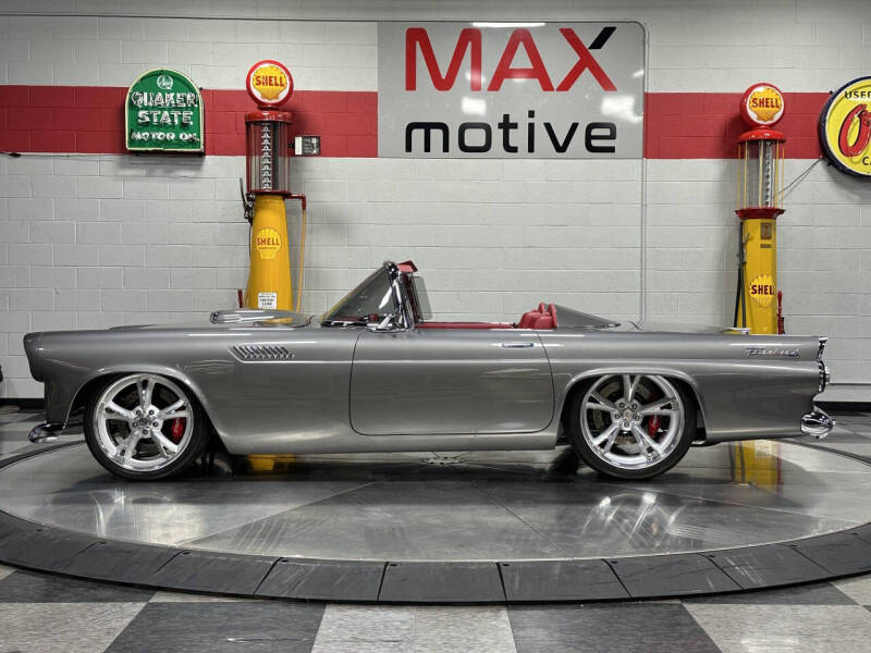 1956 Ford Thunderbird