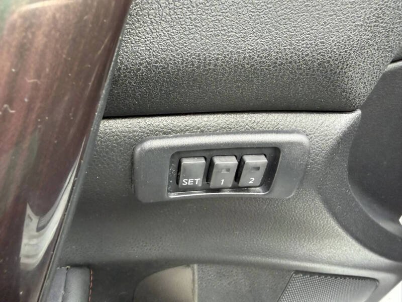 2012 Nissan Maxima