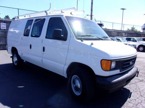 2004 Ford E-Series for sale at Delta Auto Sales in Milwaukie OR