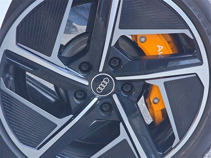 2022 Audi RS e-tron GT quattro