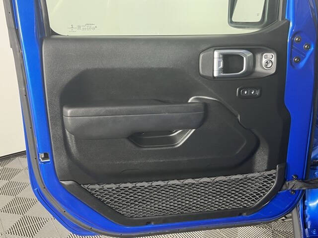 2022 Jeep Gladiator Willys