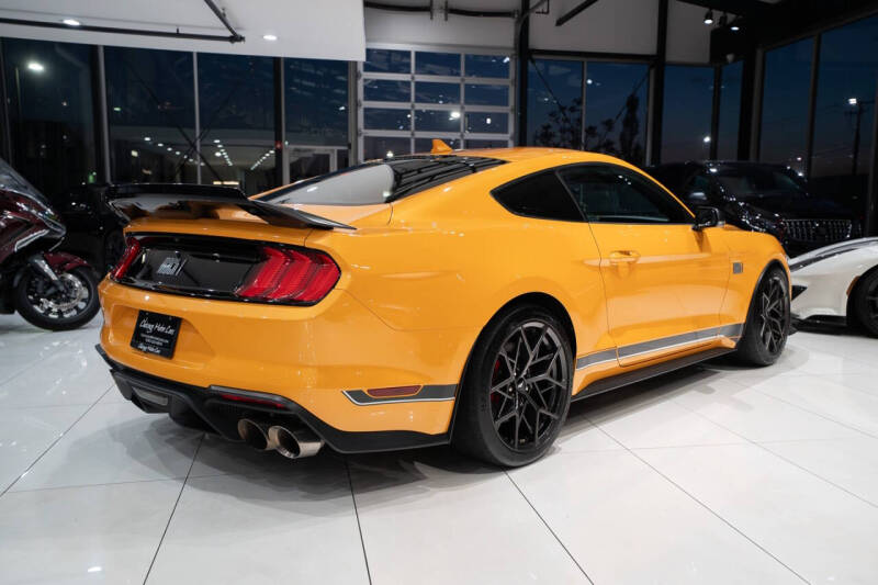 2022 Ford Mustang Mach 1