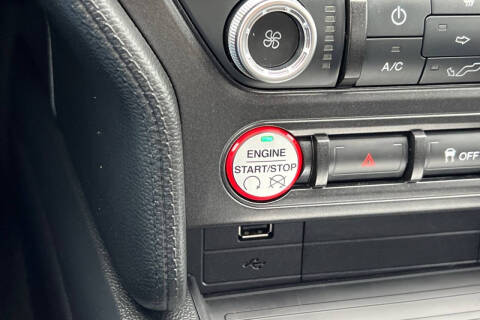 2015 Ford Mustang V6