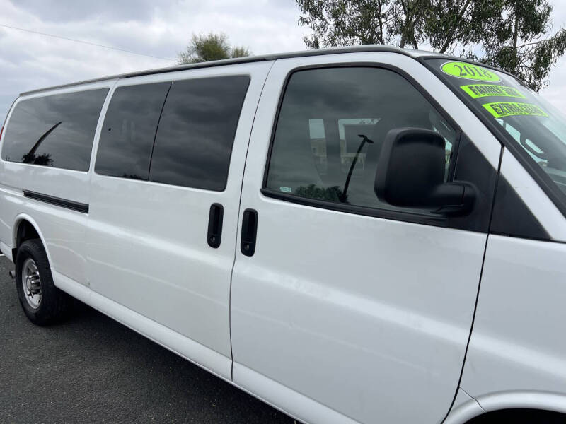 2018 Chevrolet Express LT 3500