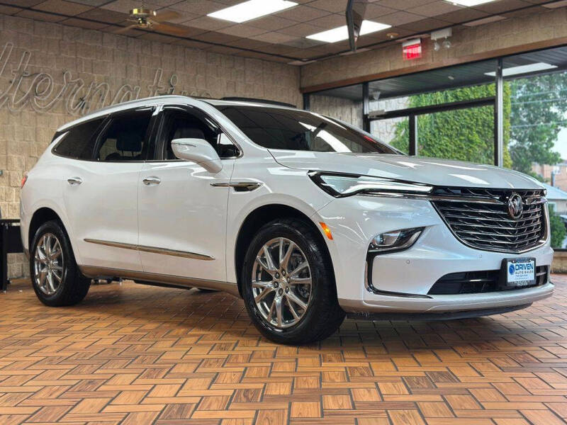 2022 Buick Enclave Essence