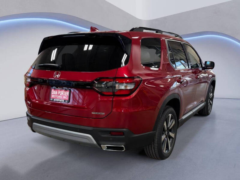 2025 Honda Pilot Touring