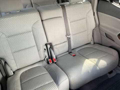 2018 GMC Acadia SLE-2