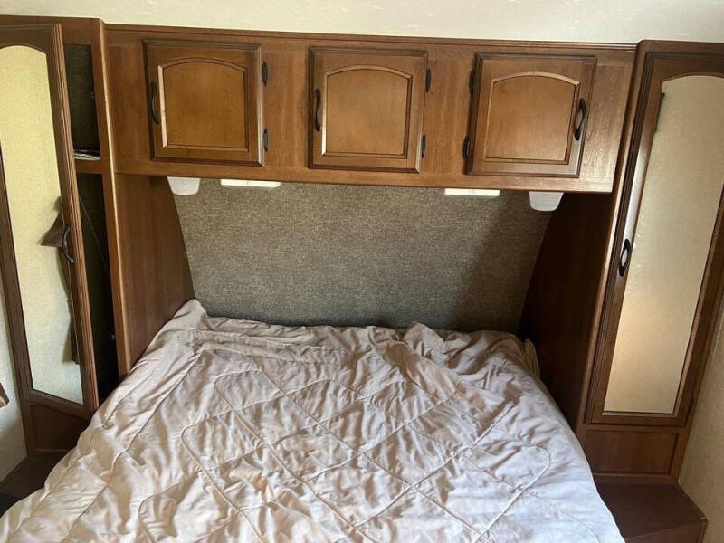 2015 Coachmen RV 246 RKS FREEDOM EXP