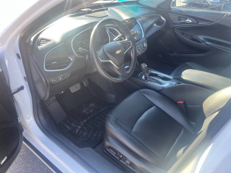 2017 Chevrolet Malibu LT