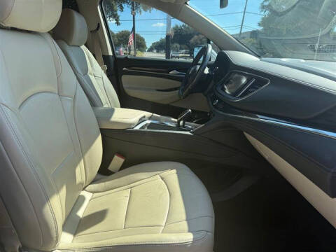 2021 Buick Enclave Essence