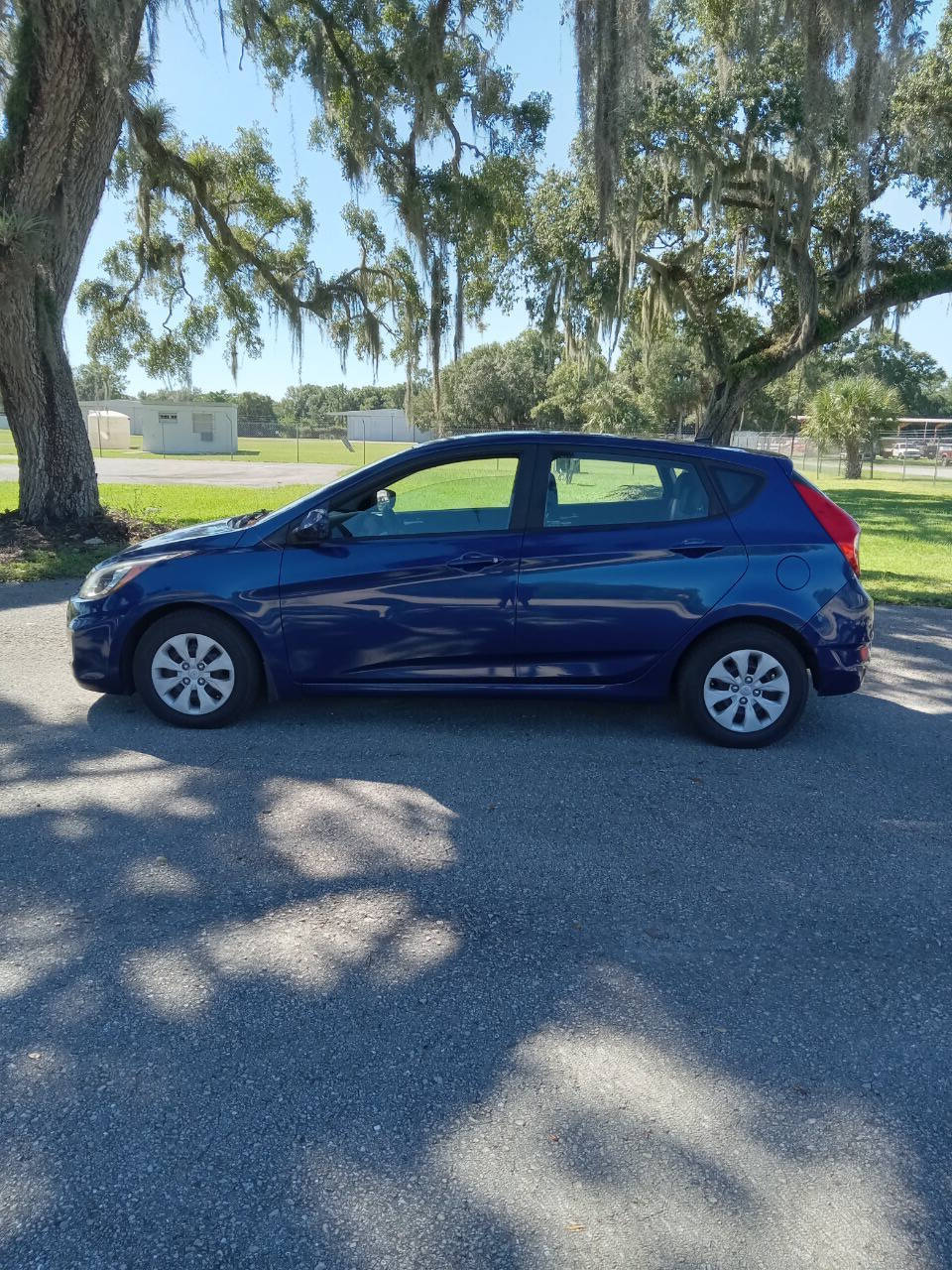Blue 2017 Hyundai ACCENT SE SE 4dr Hatchback 6A 1